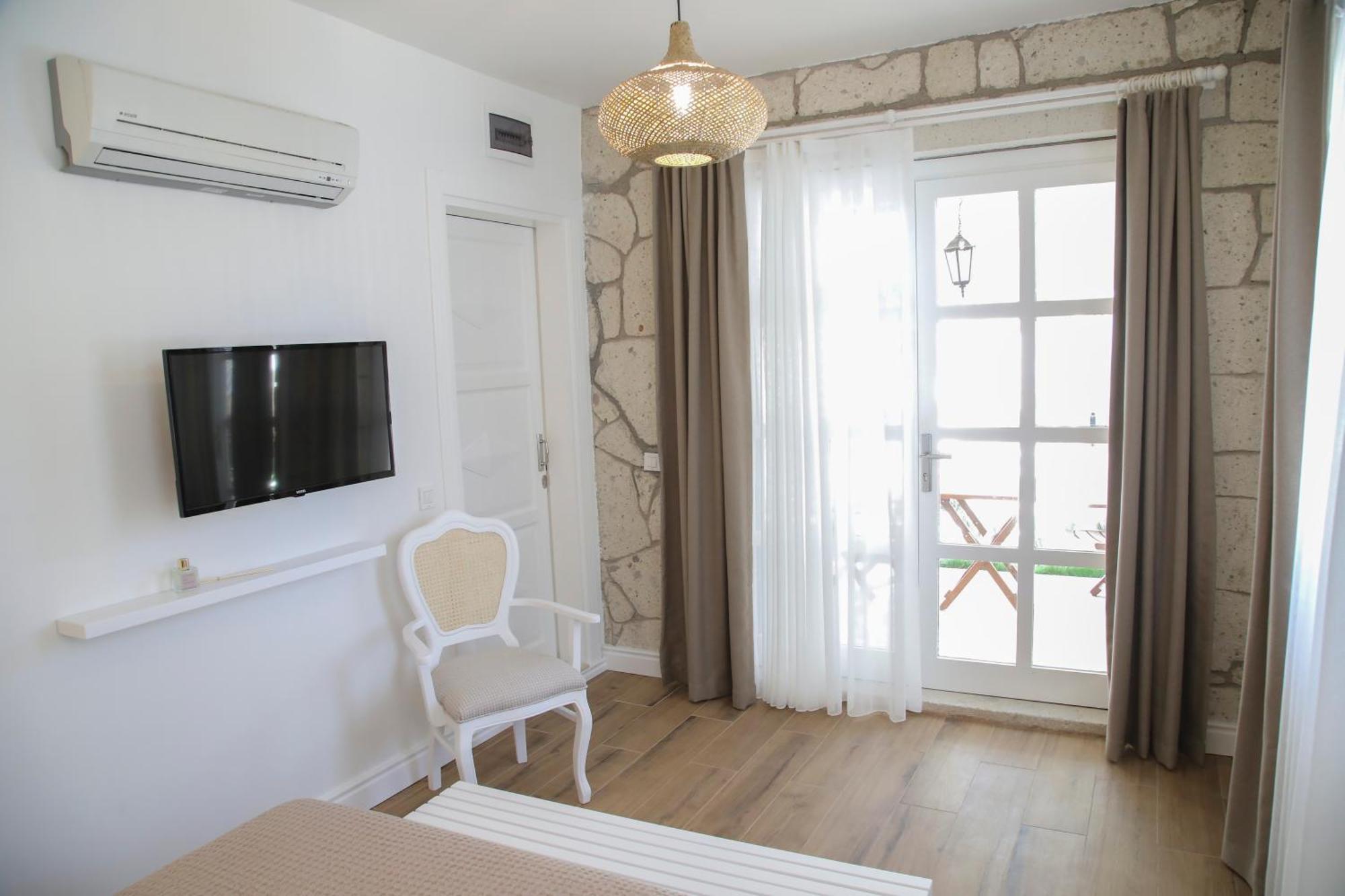 Alacati Balbadem Hotel (Adults Only) Экстерьер фото