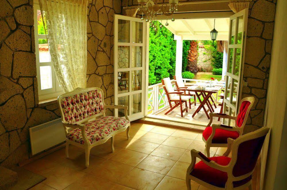 Alacati Balbadem Hotel (Adults Only) Экстерьер фото